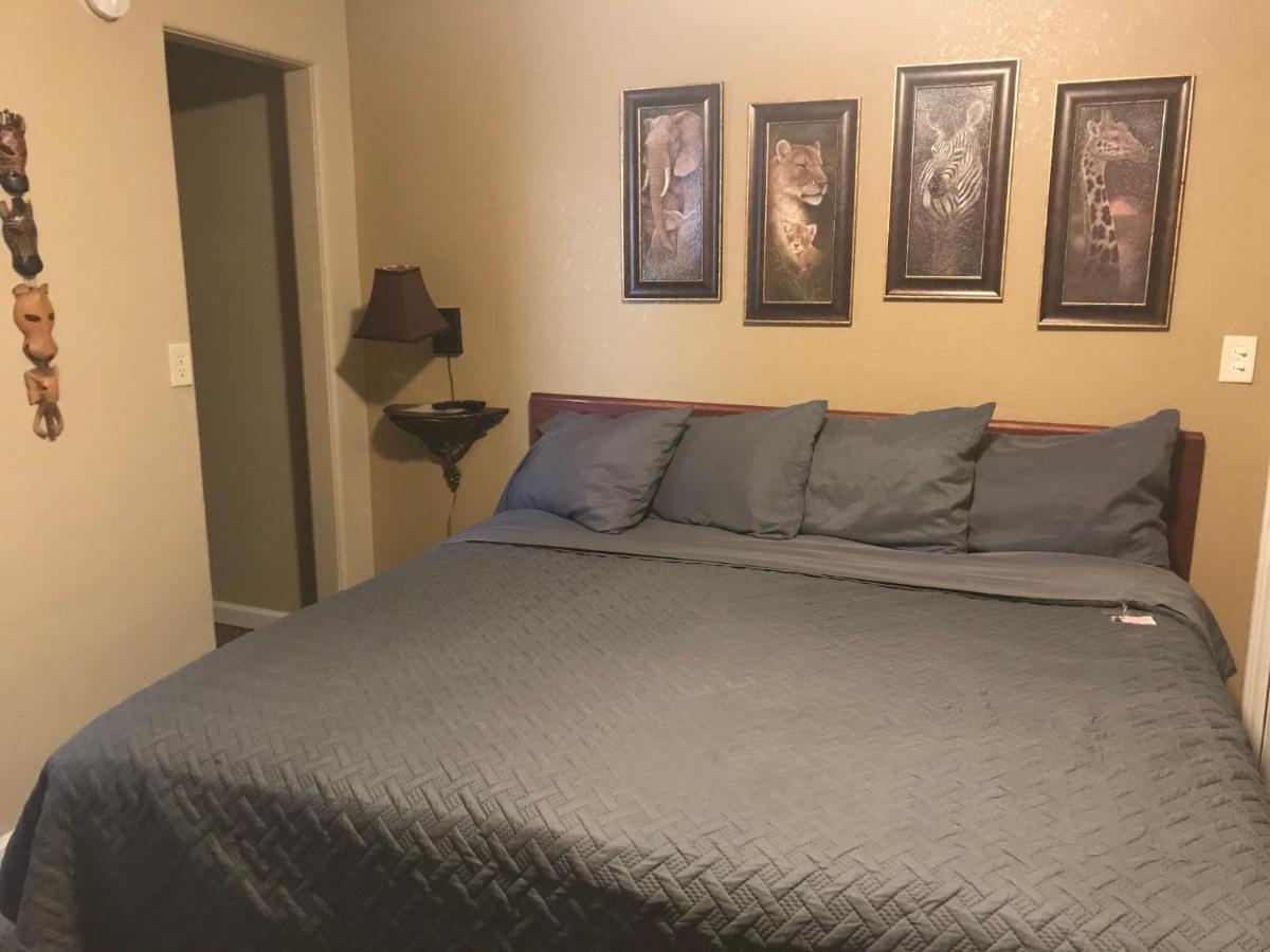 Highland Court Motel フェアモント エクステリア 写真